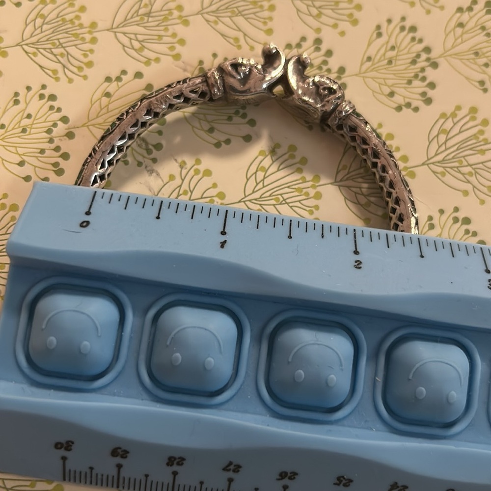 Vintage Meenakari Bangle - Picture 8 of 8